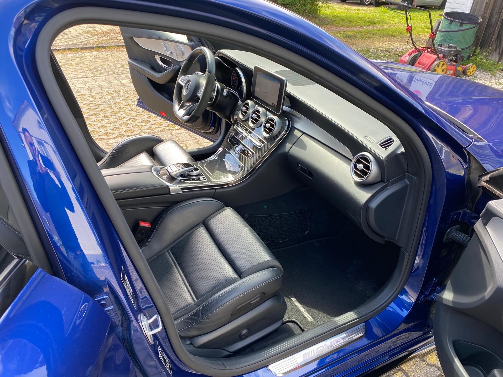 MERCEDES-BENZ C 63 S AMG Speedshift-image-6
