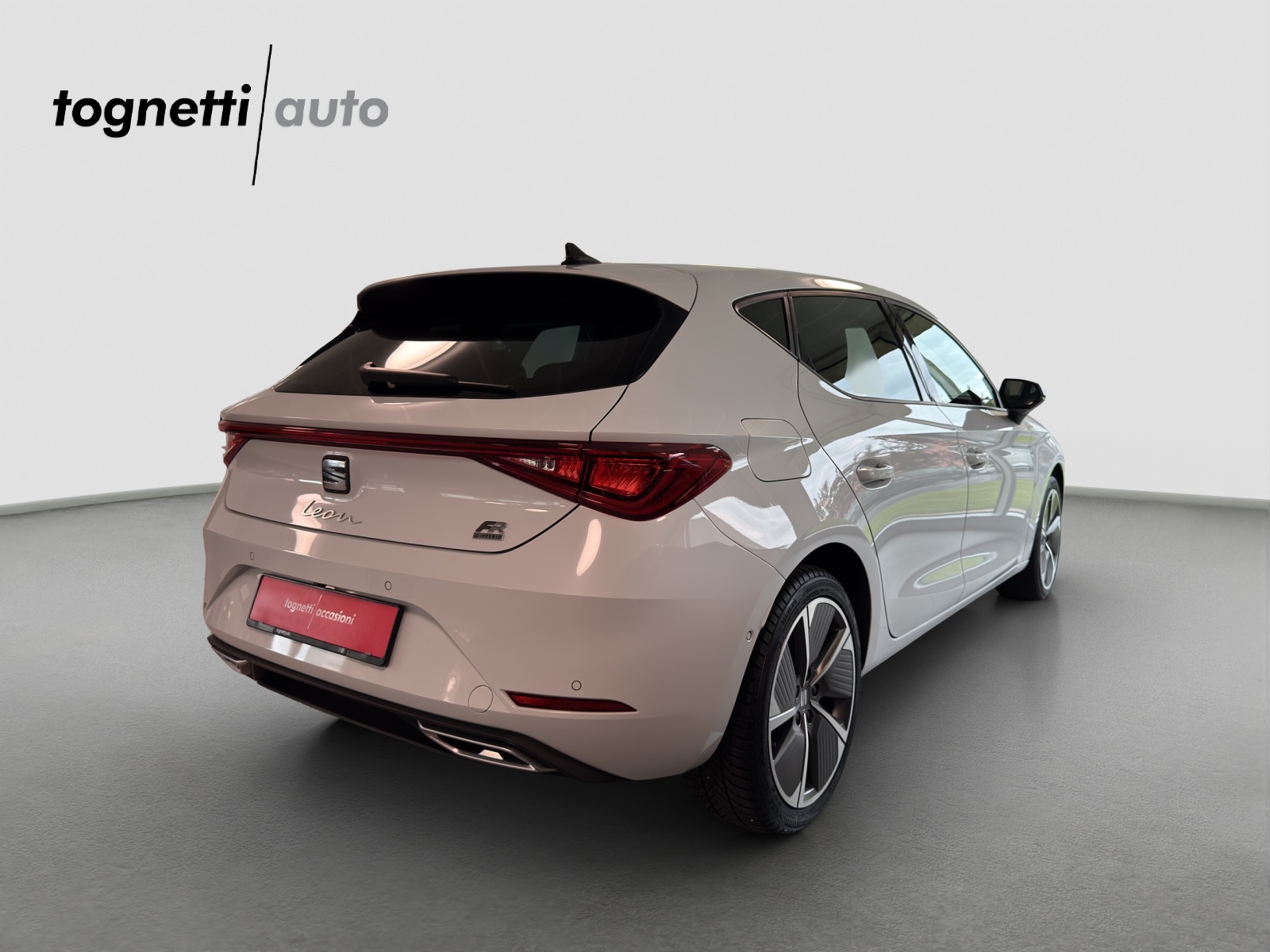 SEAT Leon 1.4 eHybrid pHEV DSG Hola FR-image-3