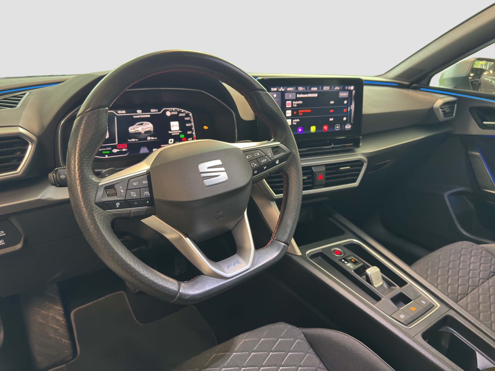 SEAT Leon 1.4 eHybrid pHEV DSG Hola FR-image-7