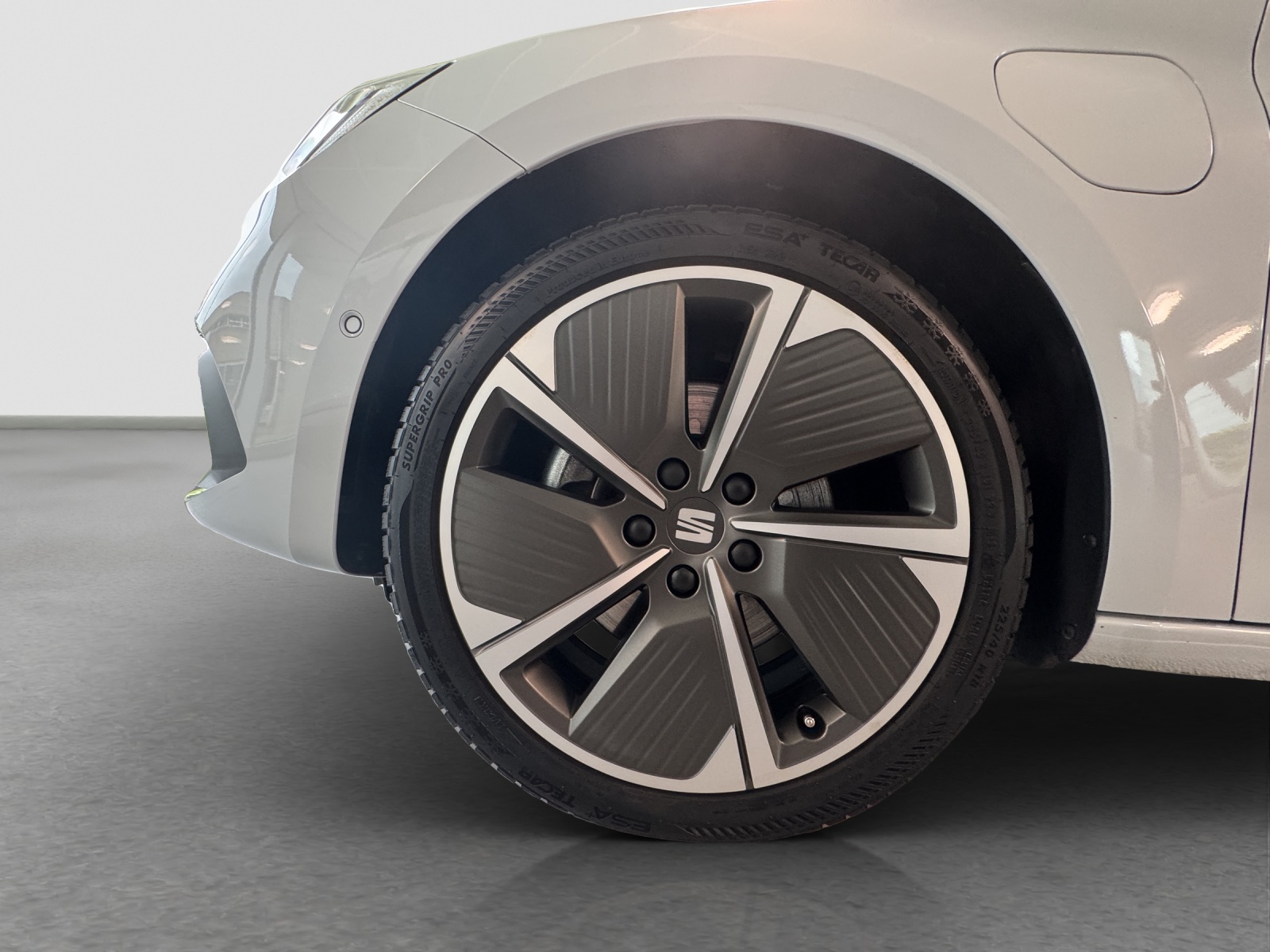 SEAT Leon 1.4 eHybrid pHEV DSG Hola FR-image-4