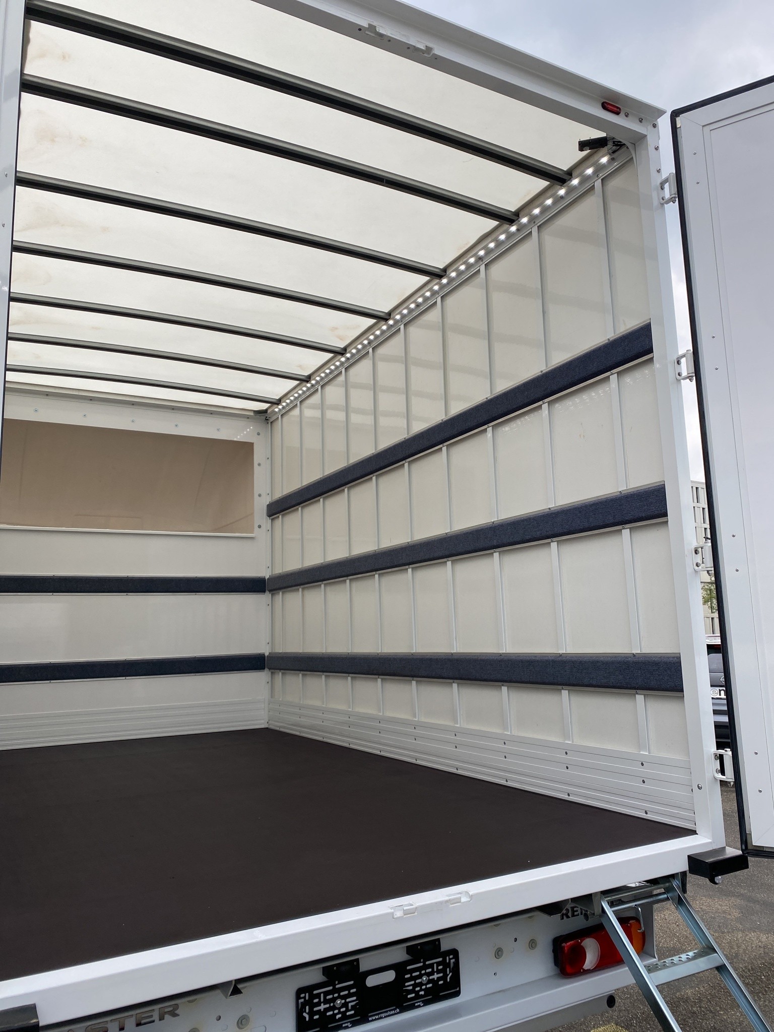 RENAULT Master T35 Blue dCi 150 L3H1 HD Koffer - Hochkofferaufbau-image-5