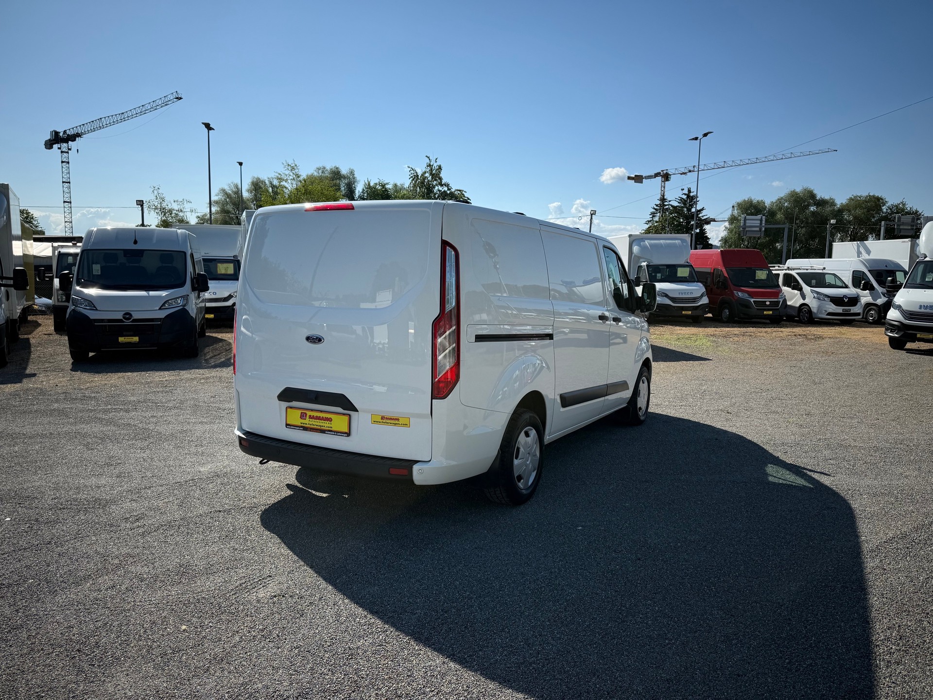 FORD Transit Custom L1H1-image-6