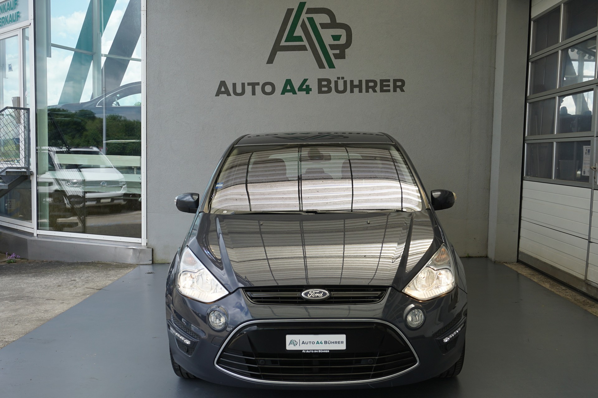 FORD S-Max 2.0 SCTi Titanium 203PS Automat-image-8