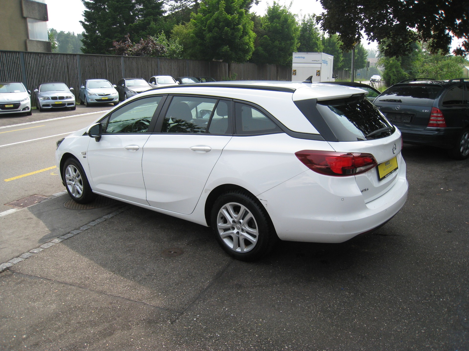 OPEL Astra Sports Tourer 1.4i Turbo 120 Years Edition-image-6