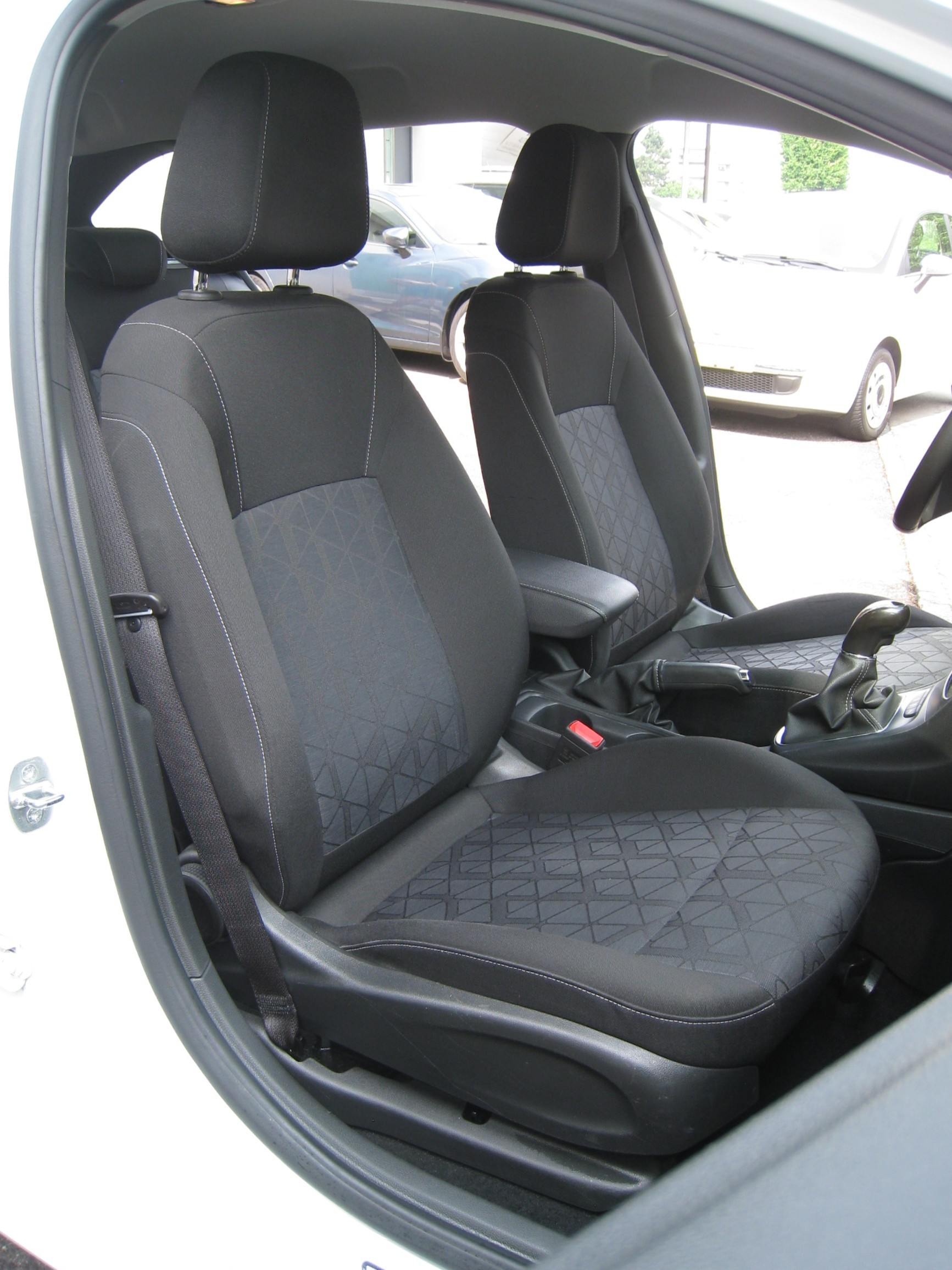 OPEL Astra Sports Tourer 1.4i Turbo 120 Years Edition-image-12