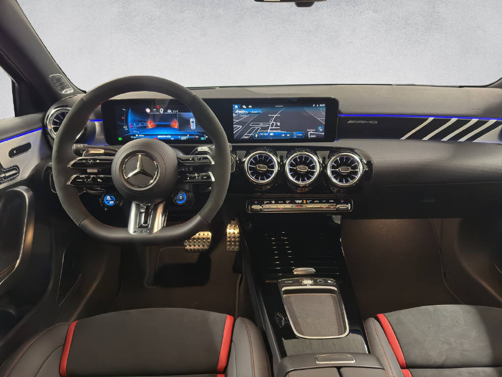 MERCEDES-BENZ A 45 S AMG 4matic+-image-13