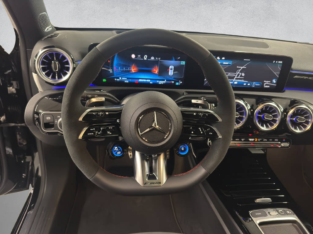 MERCEDES-BENZ A 45 S AMG 4matic+-image-11