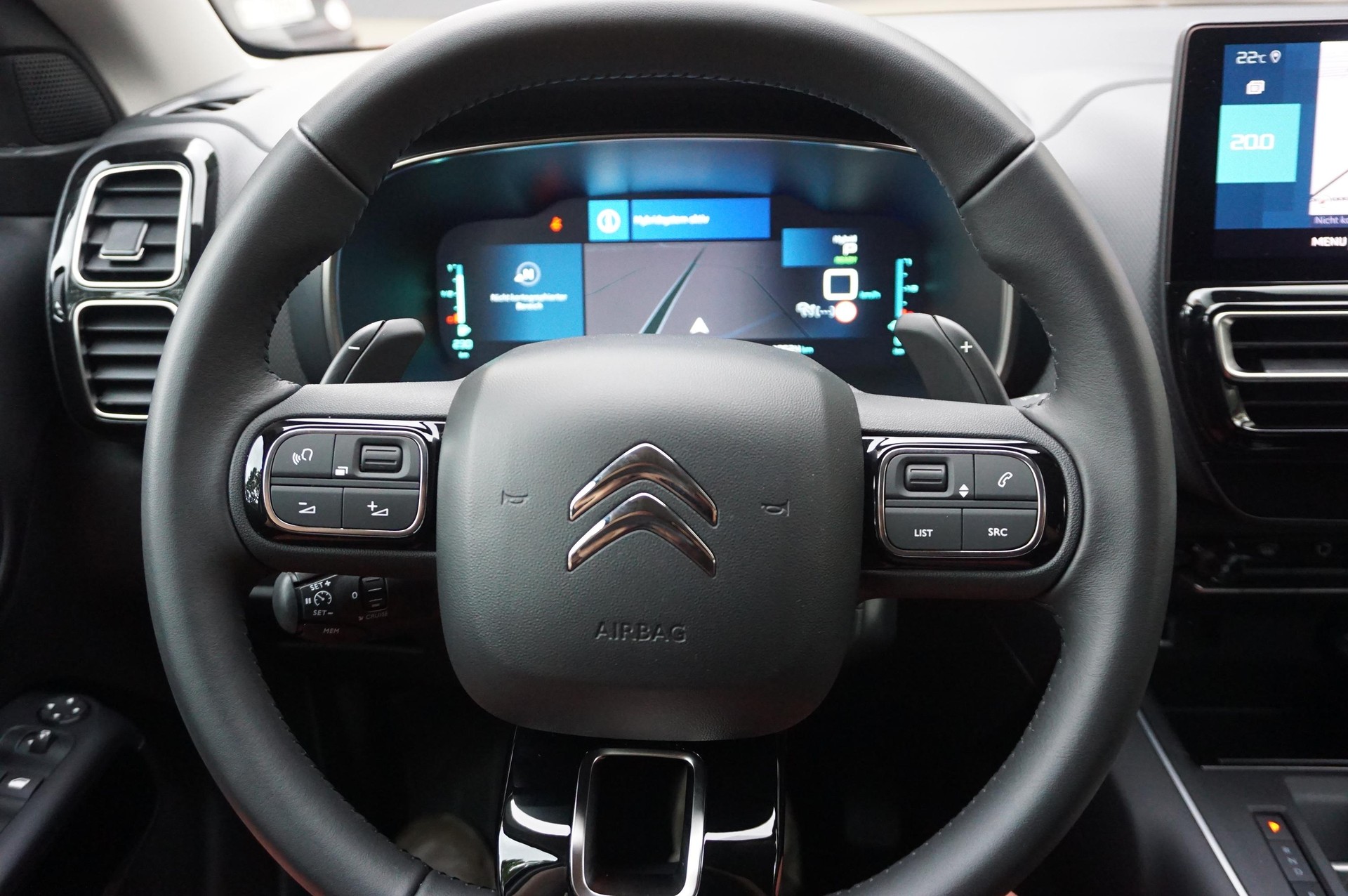 CITROEN C5 Aircross 1.6 Plug-in Hybrid Swiss Edition-image-9