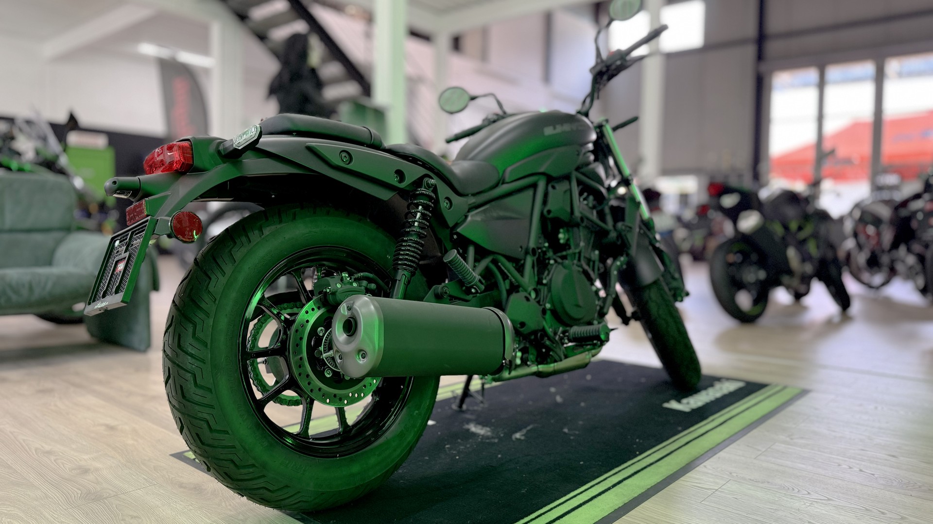 KAWASAKI Eliminator 500-showroom-element-1