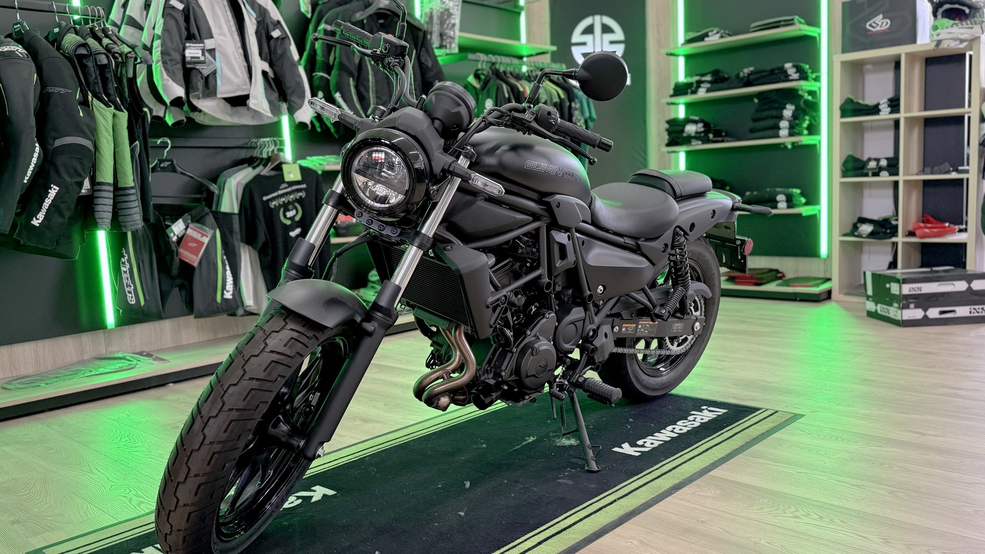 KAWASAKI Eliminator 500