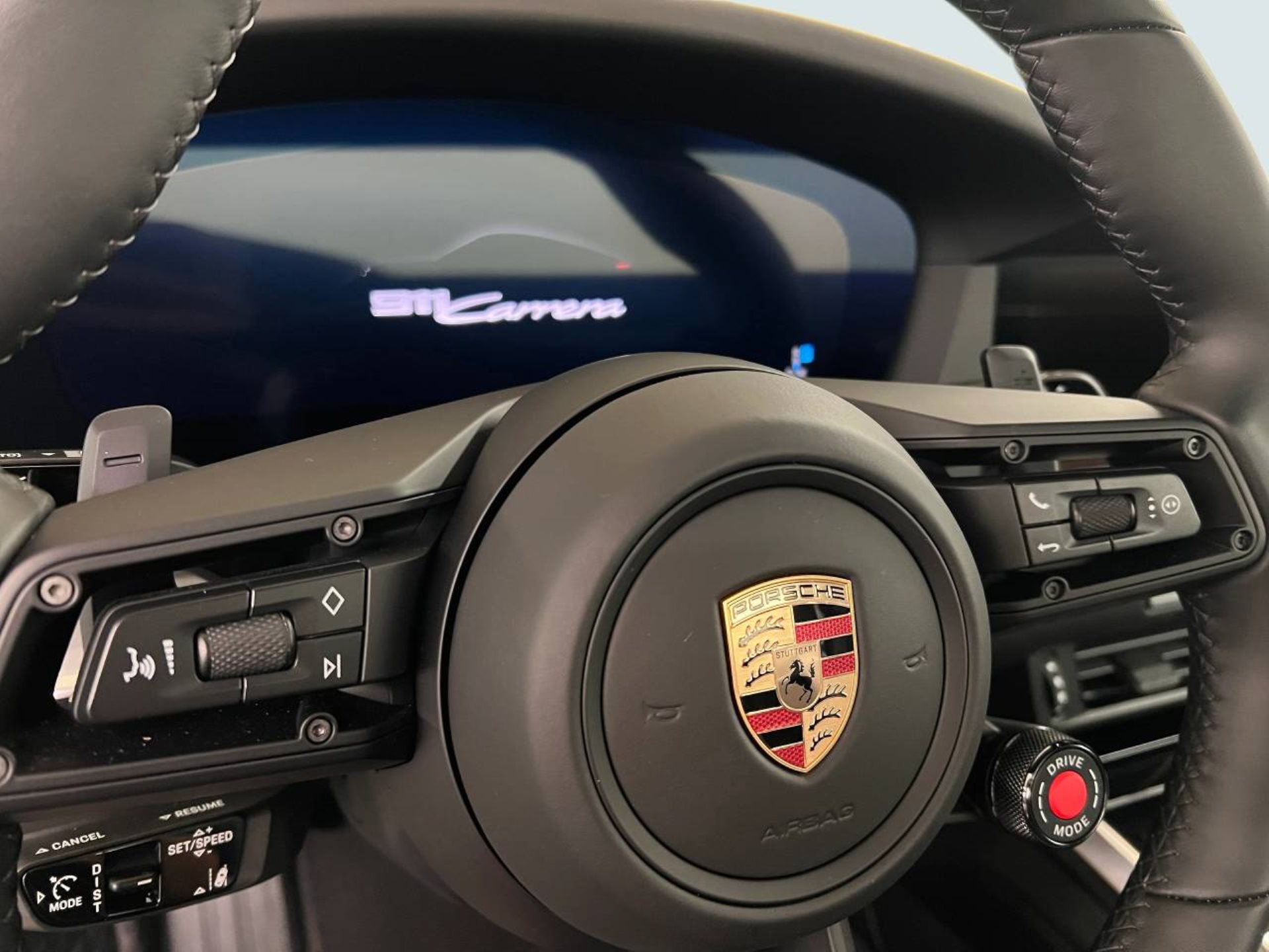 PORSCHE 911 Carrera-image-15