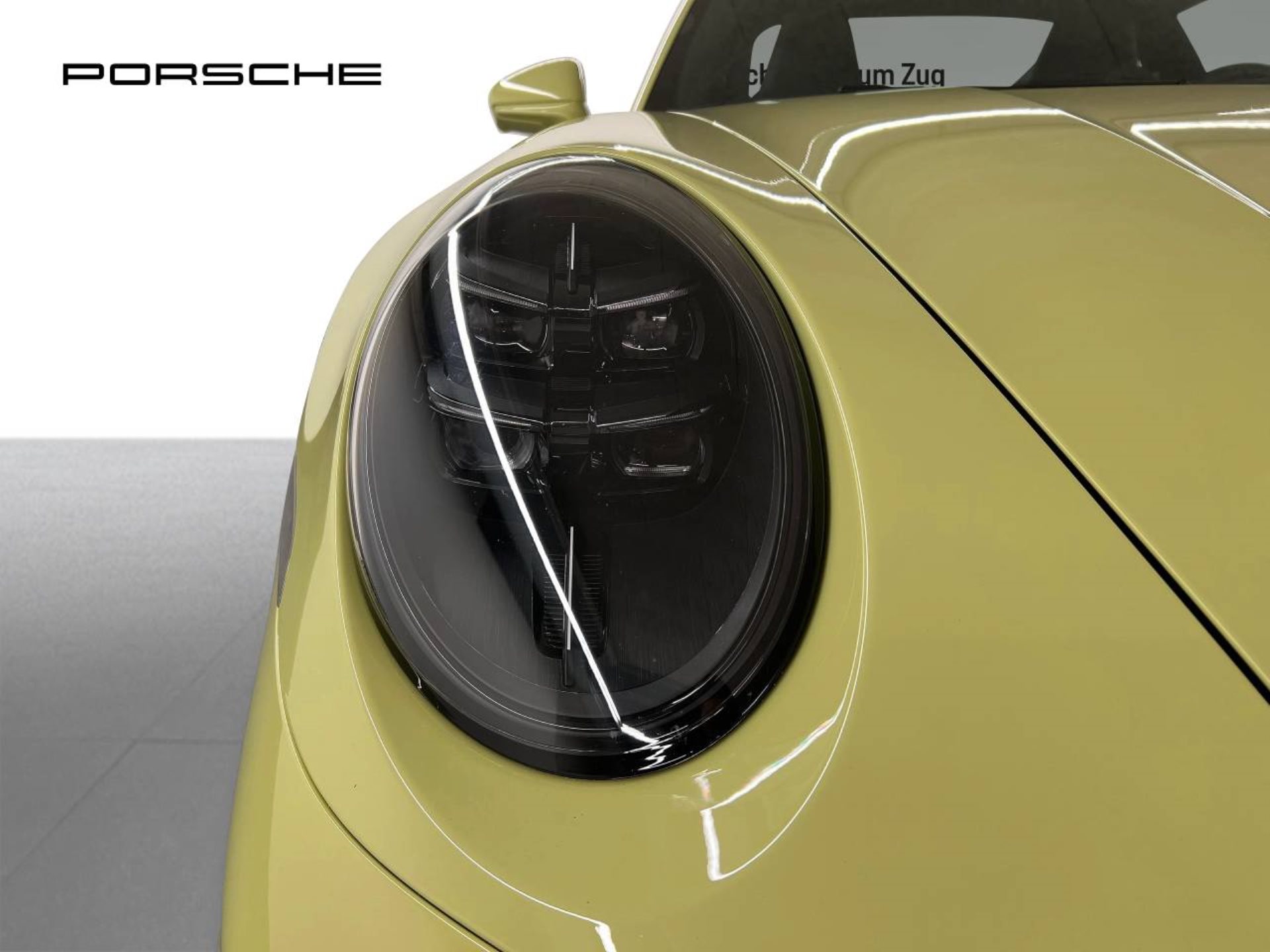 PORSCHE 911 Carrera-image-11