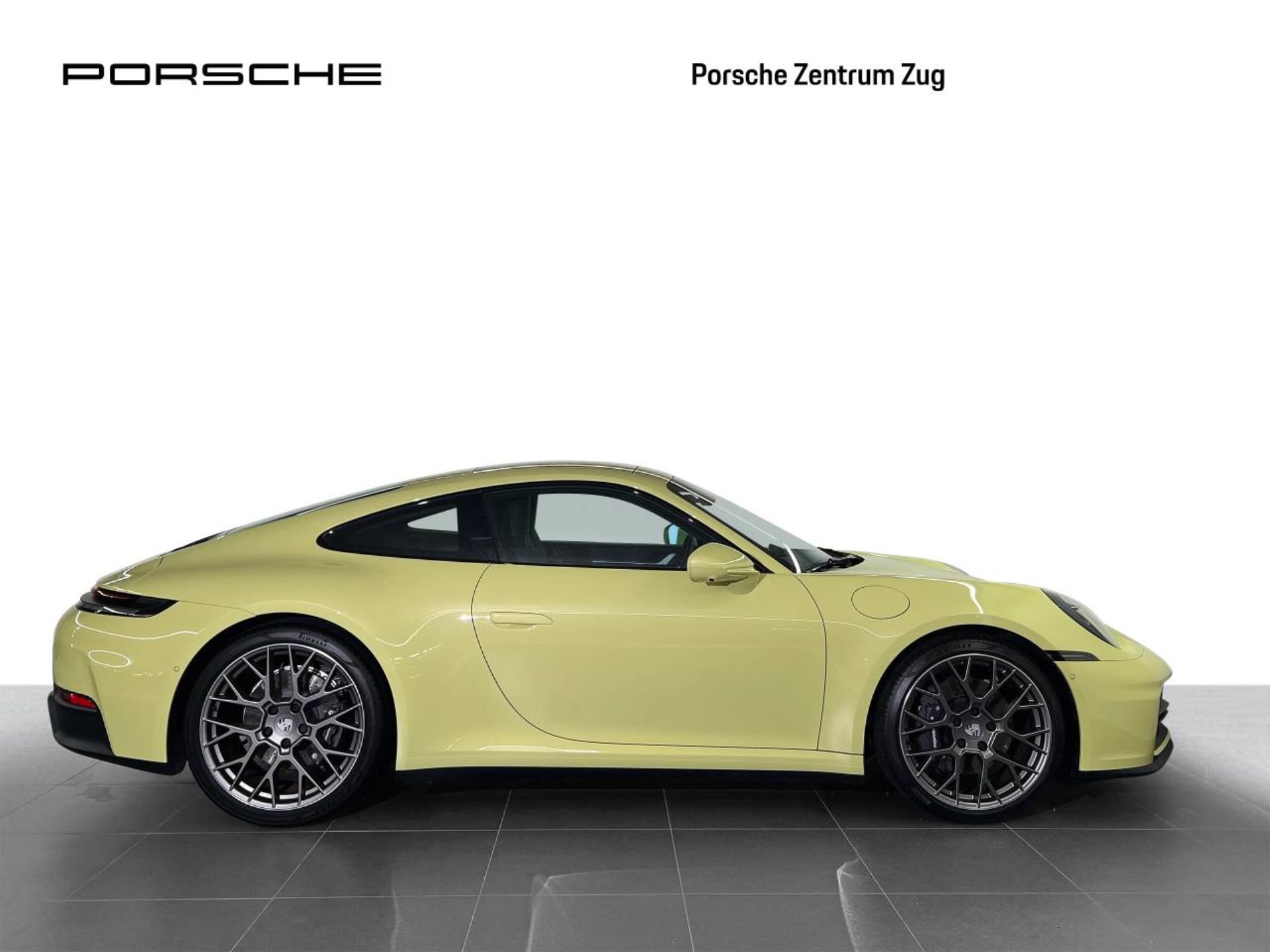 PORSCHE 911 Carrera-image-9