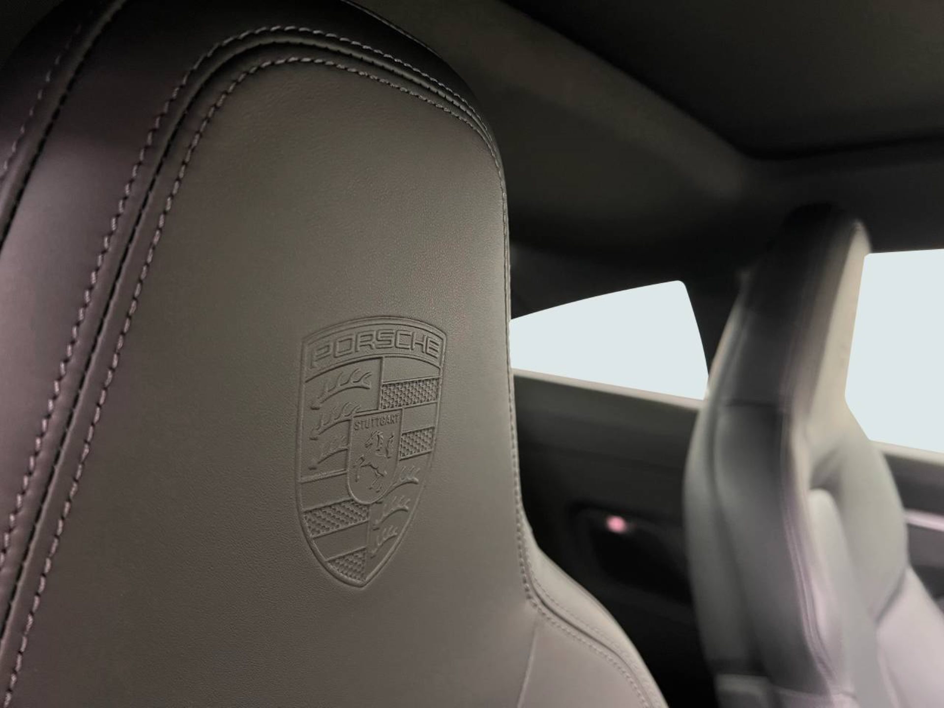 PORSCHE 911 Carrera-image-20