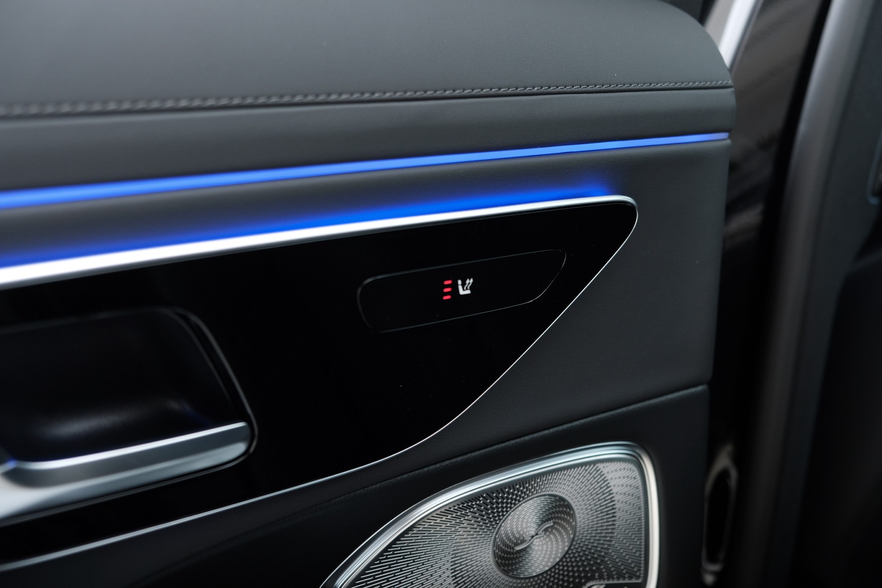 MERCEDES-BENZ E 53 Hybrid T 4Matic+ 9G-Tronic-image-9