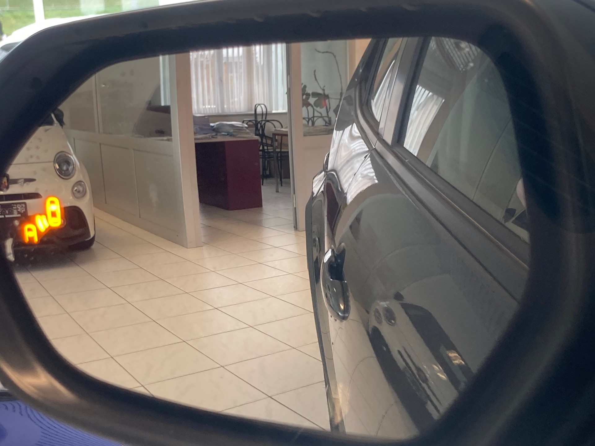 TOYOTA Yaris Cross 1.5 Premium AWDi e-CVT-image-10