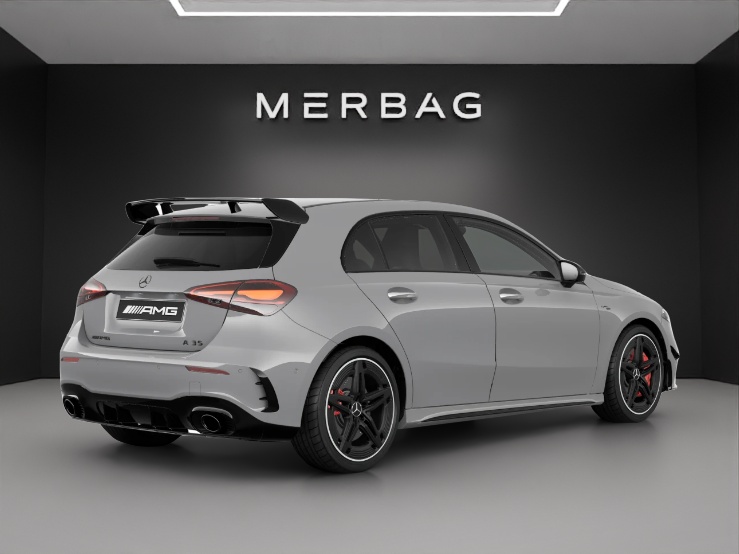 MERCEDES-BENZ A AMG 35 4Matic 8G-DCT-image-4