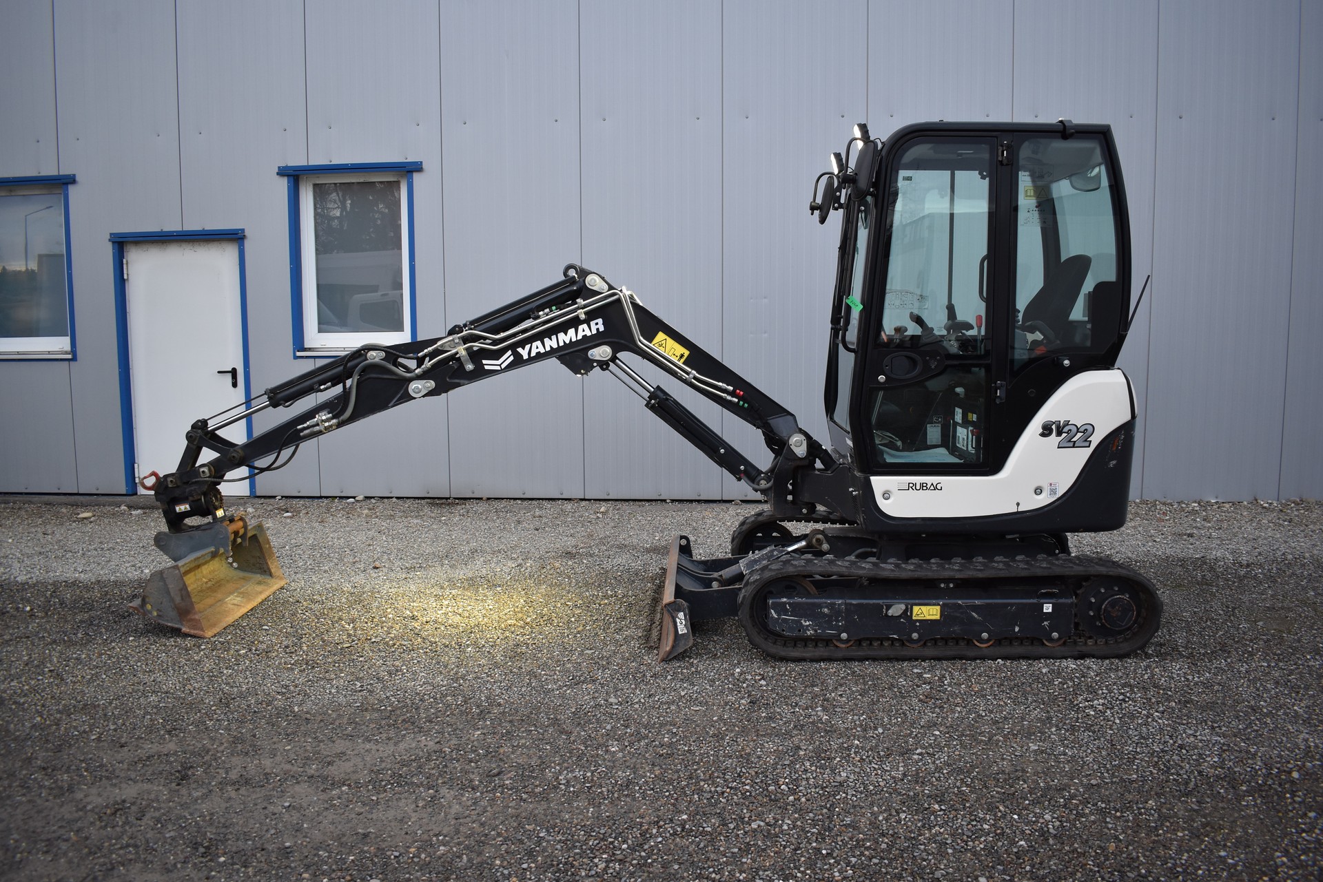 AC Yanmar SV 22 Minibagger-image-1