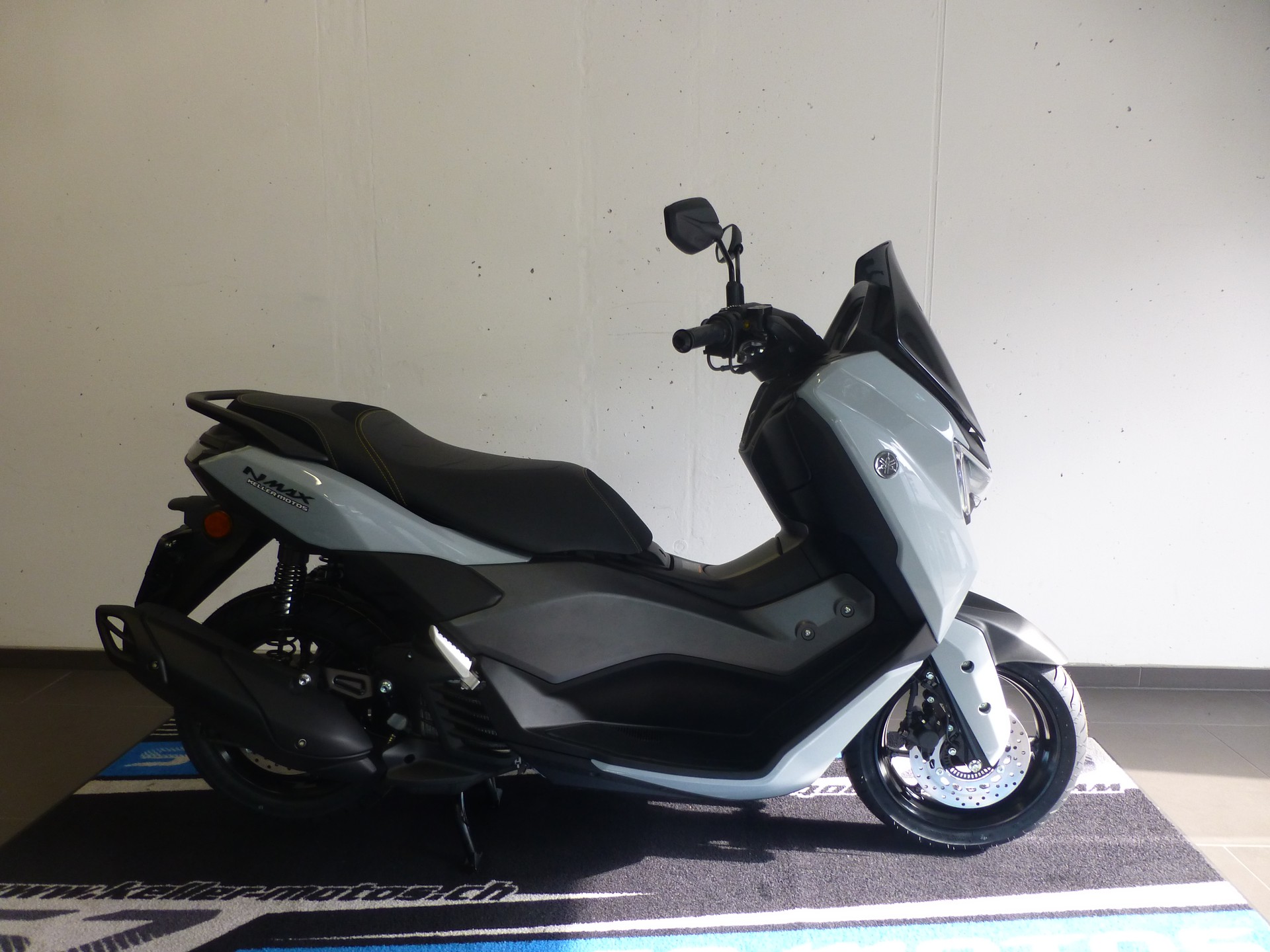 YAMAHA N-Max GPD 125 Tech Max