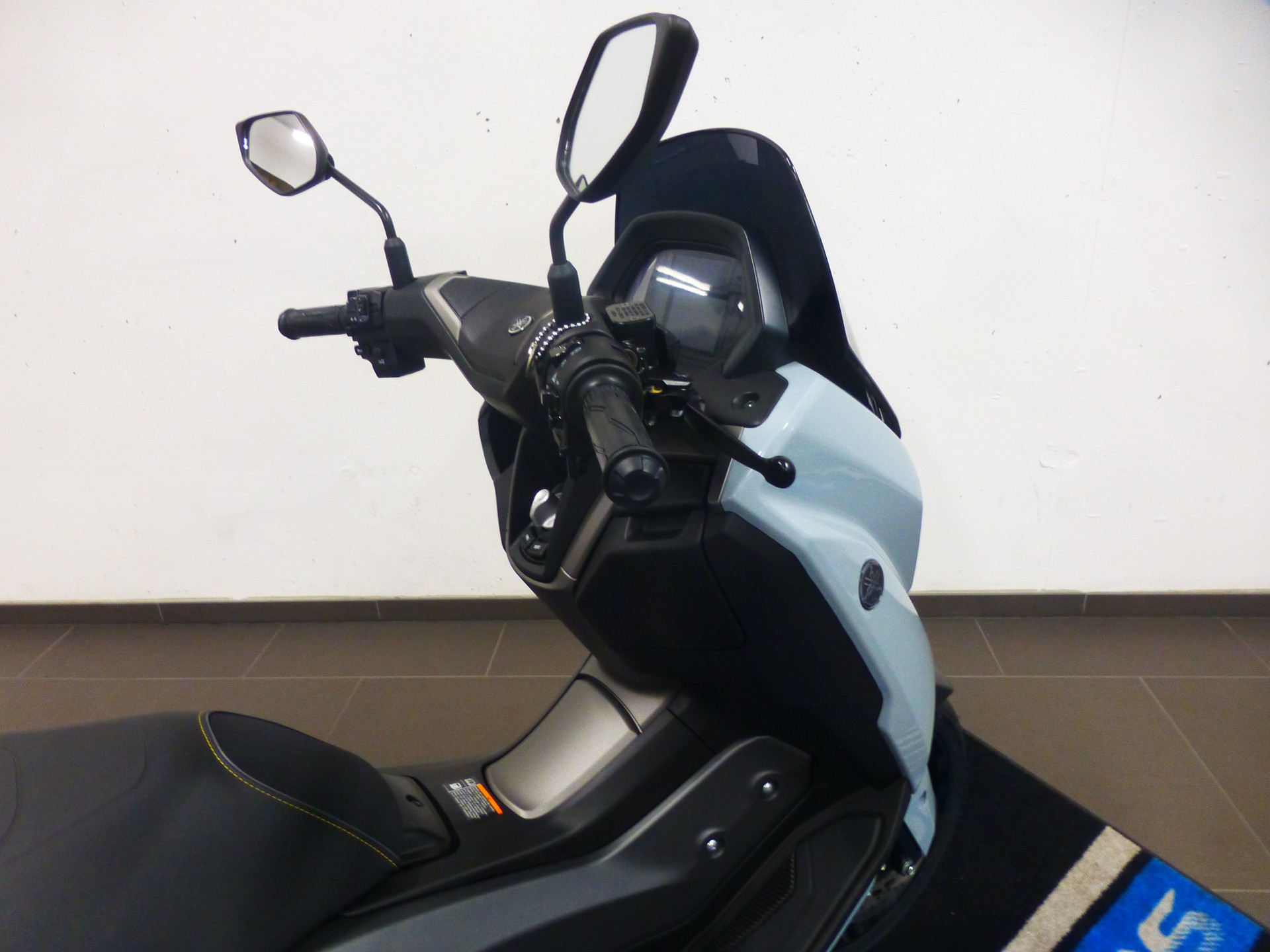 YAMAHA N-Max GPD 125 Tech Max-image-15