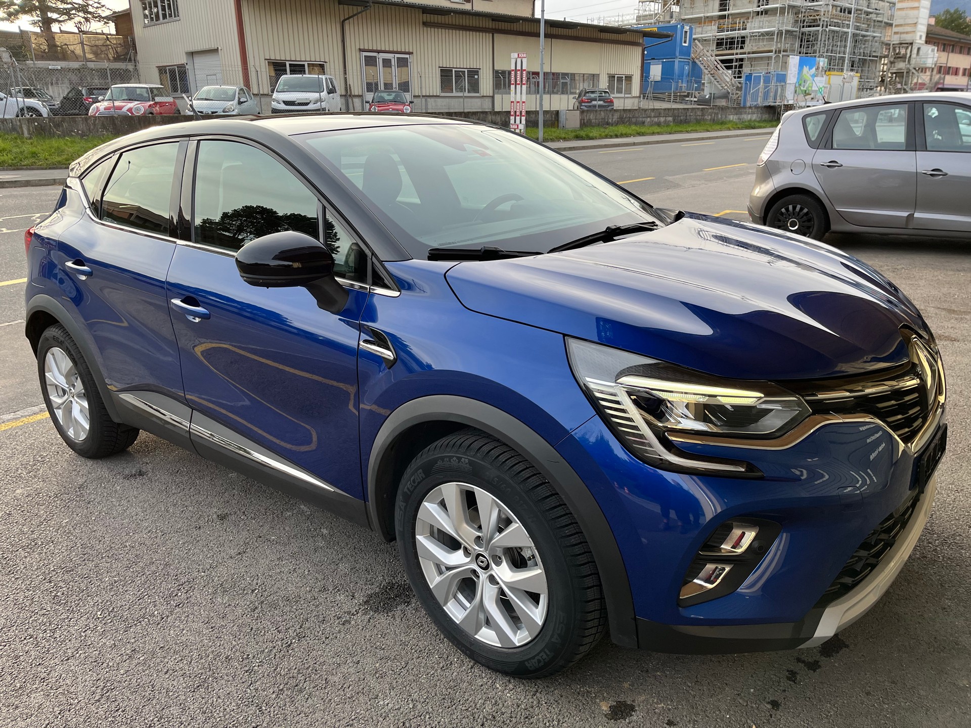 RENAULT CAPTUR-image-0