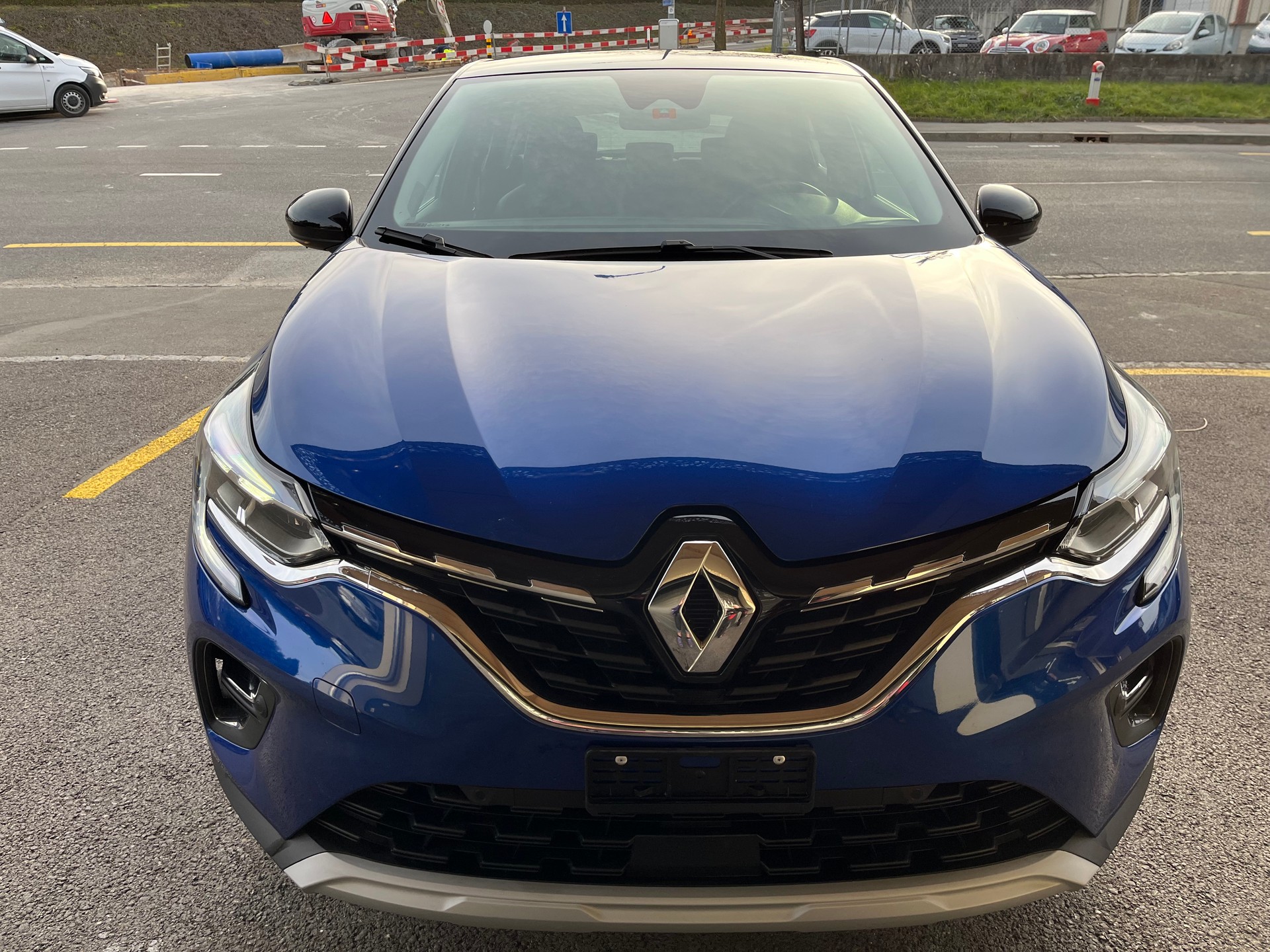 RENAULT CAPTUR-image-1