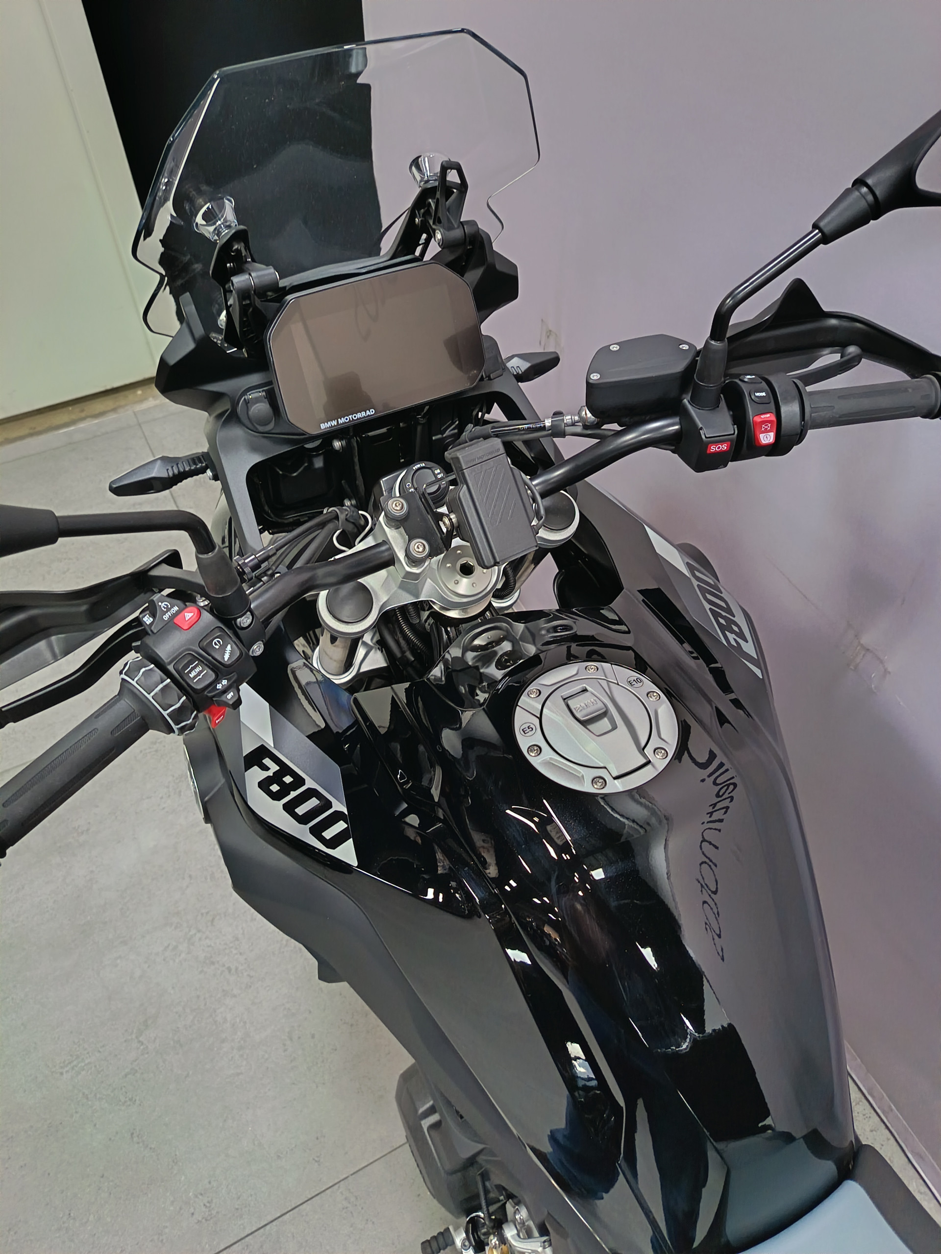 BMW F 800 GS Triple Black *** Leasing 3.9% ***-image-4