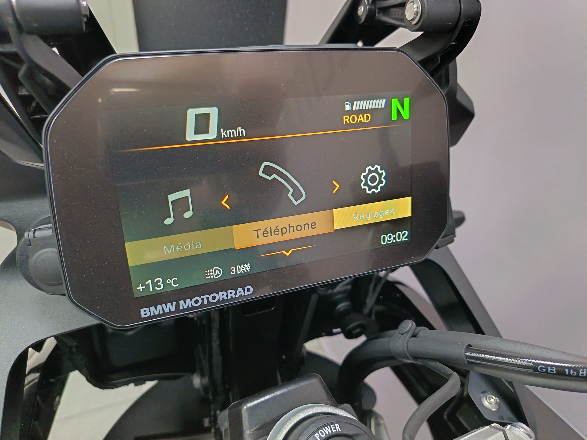 BMW F 800 GS Triple Black *** Leasing 3.9% ***-image-11