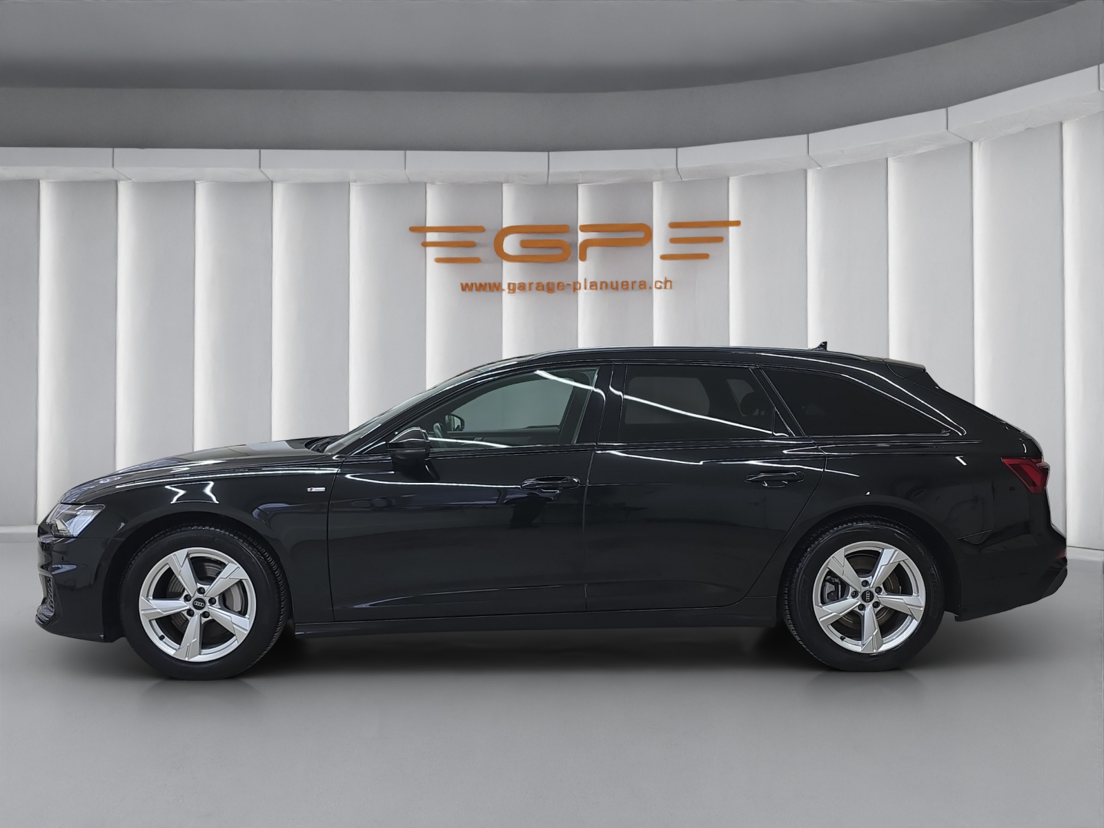 AUDI A6 Avant 2.0 45 TFSI Advanced quattro S-Tronic-showroom-element-3