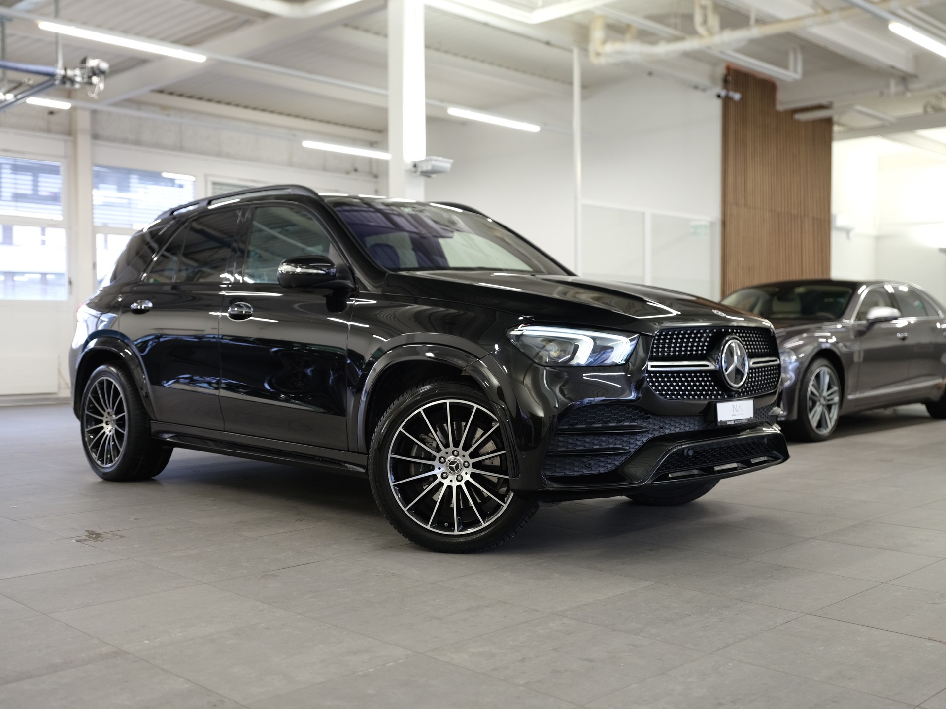 MERCEDES-BENZ GLE 300 d 4Matic AMG Line 9G-Tronic *Head-Up* *AMG Line Ausstattung* *Keyless-Go* *Memory-Paket*-image-0