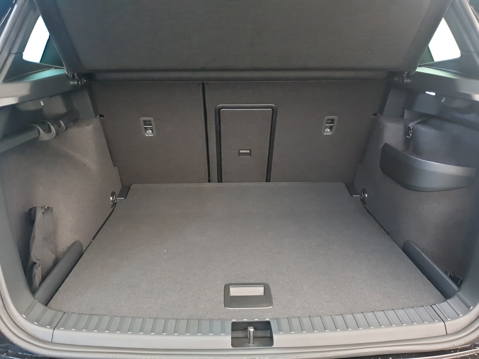 SKODA Karoq 2.0 TSI SportLine 4x4 DSG-image-11