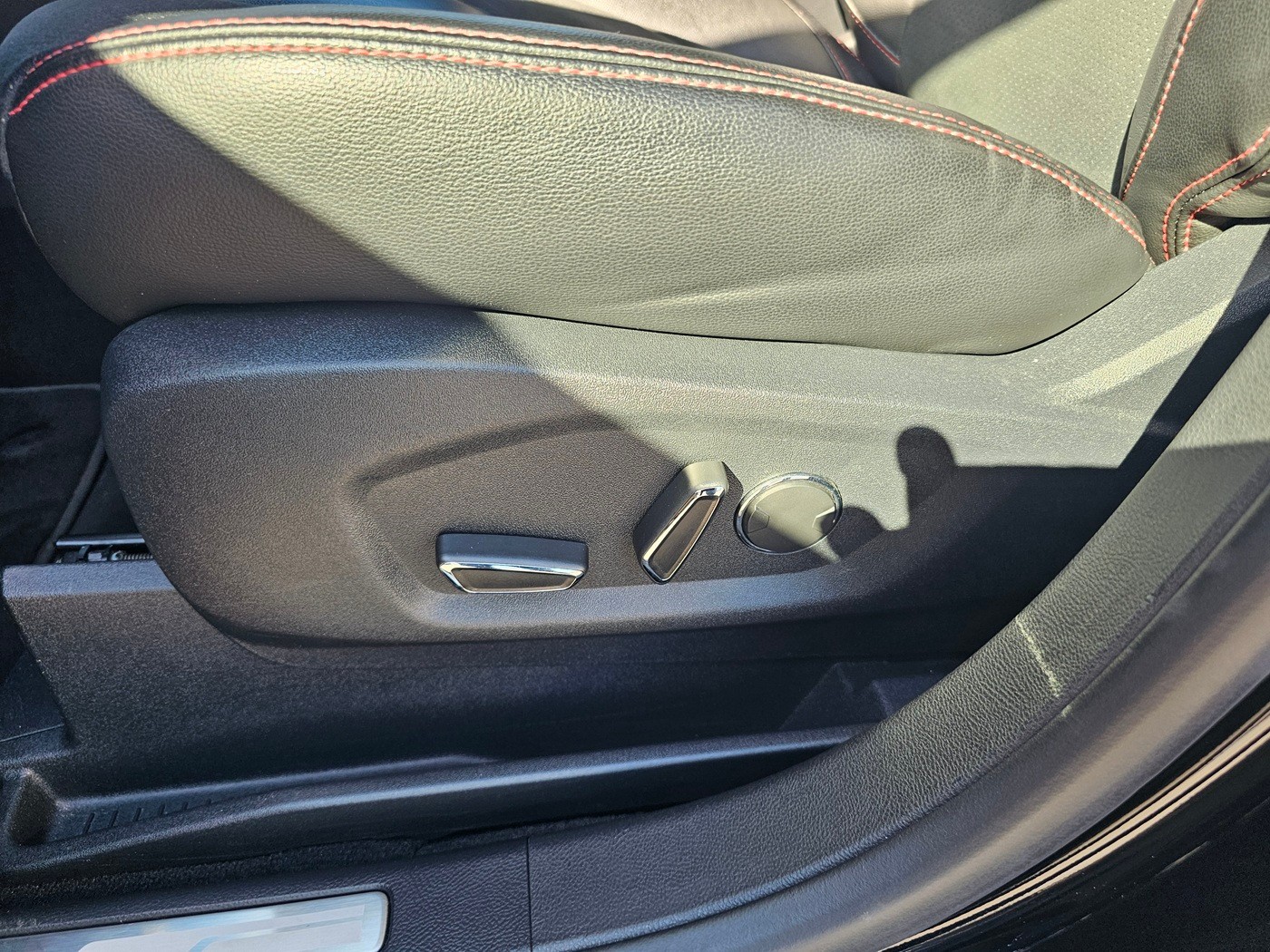 FORD S-Max 1.5 SCTi ST-Line-image-19