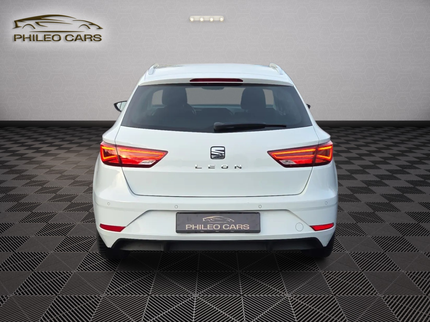 SEAT Leon ST 2.0 TDI CR Style DSG-image-7