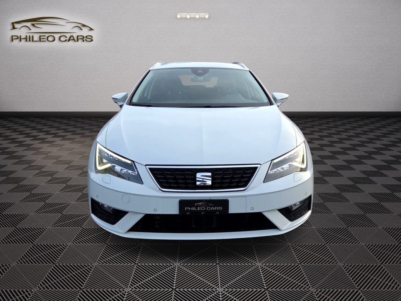 SEAT Leon ST 2.0 TDI CR Style DSG-image-1