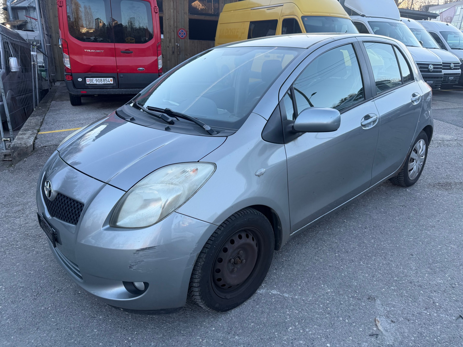 TOYOTA Yaris 1.3 City-image-0