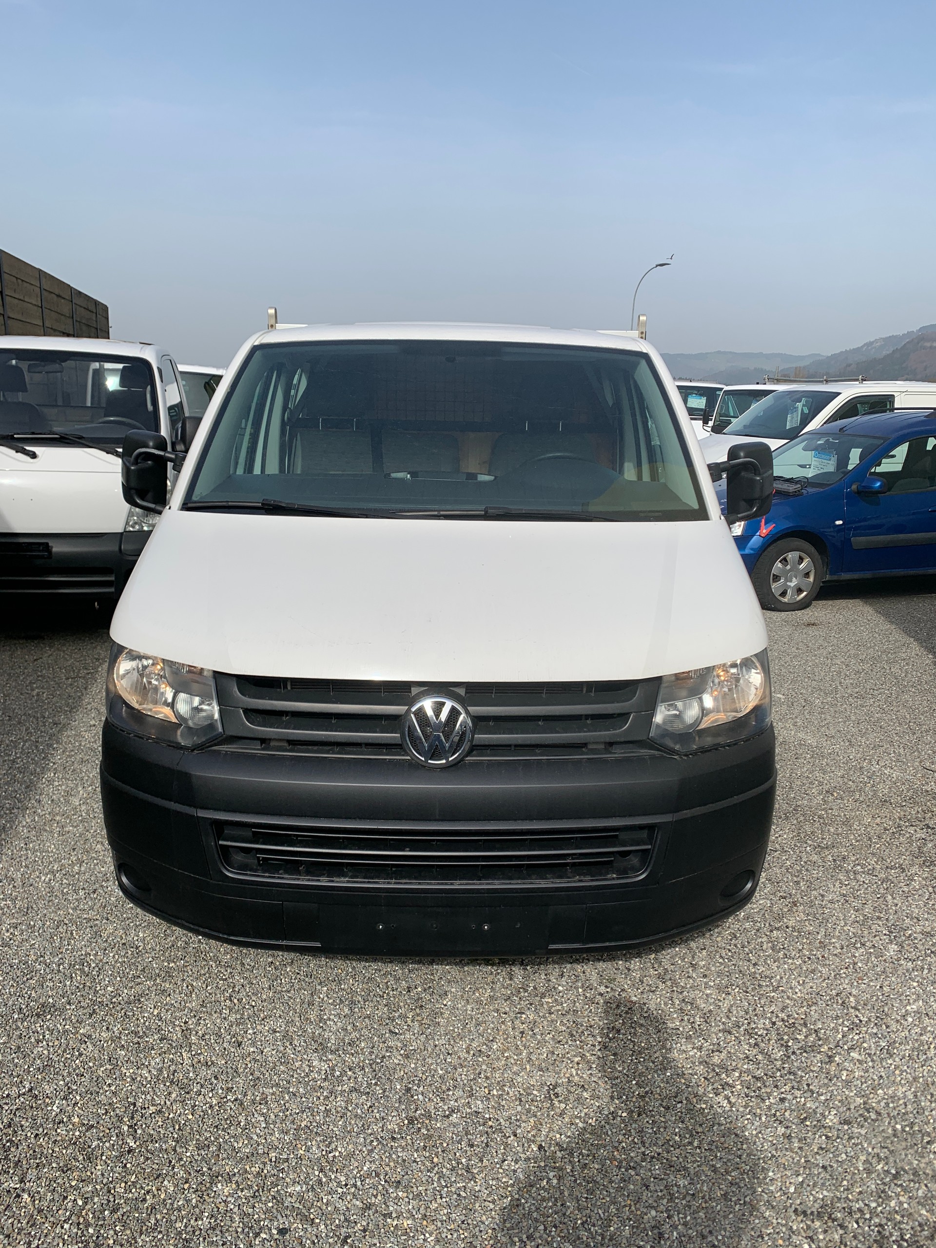 VW T5 2.0 TDI-image-1