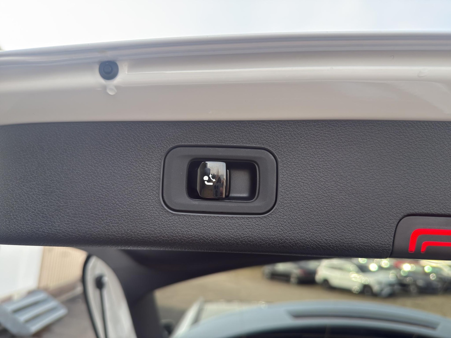 MERCEDES-BENZ E 53 Hybrid AMG 4matic+ Kombi-image-21