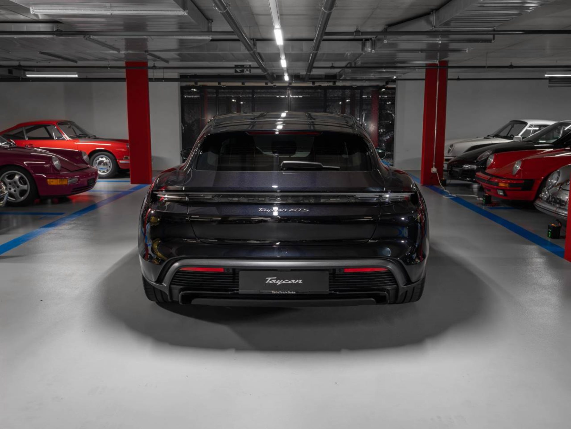 PORSCHE Taycan GTS Sport Turismo-image-6