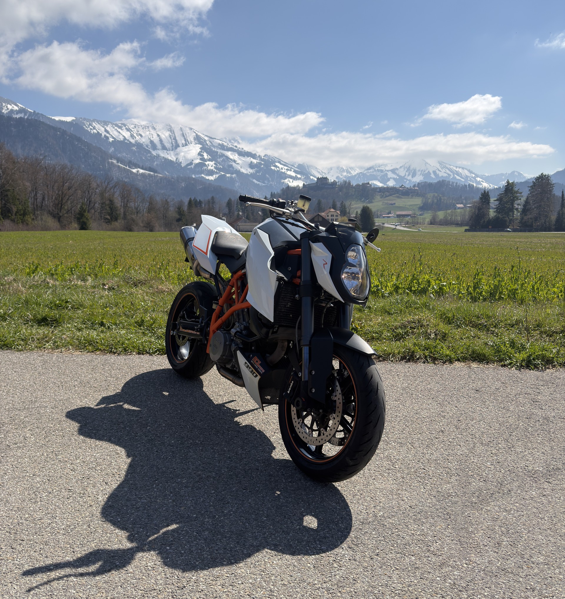 KTM 990 Super Duke R