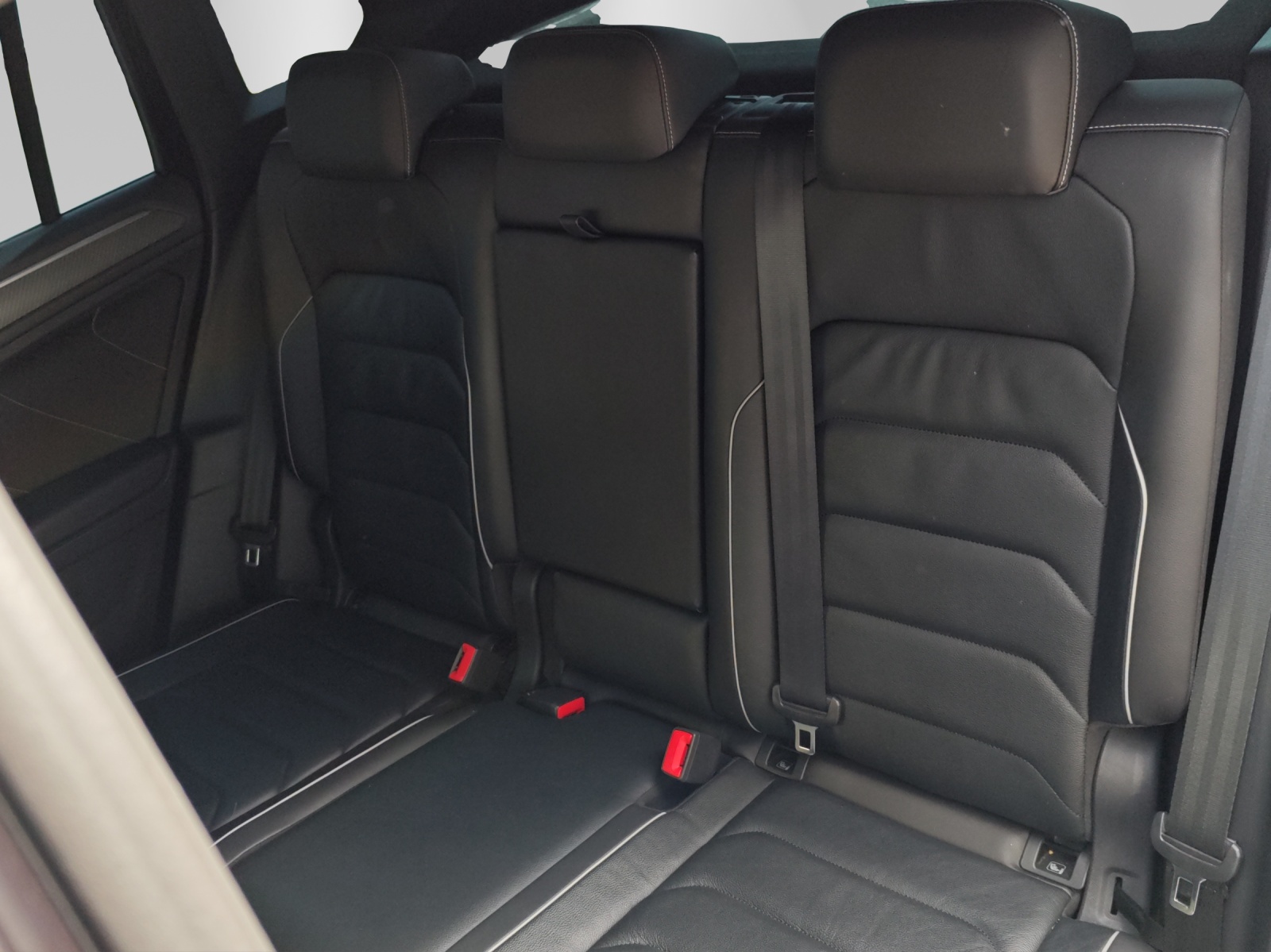 VW Tiguan 2.0 TDI SCR R-Line 4Motion DSG-image-10