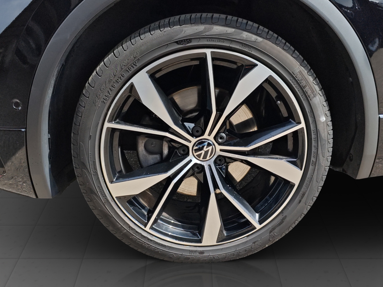 VW Tiguan 2.0 TDI SCR R-Line 4Motion DSG-image-7