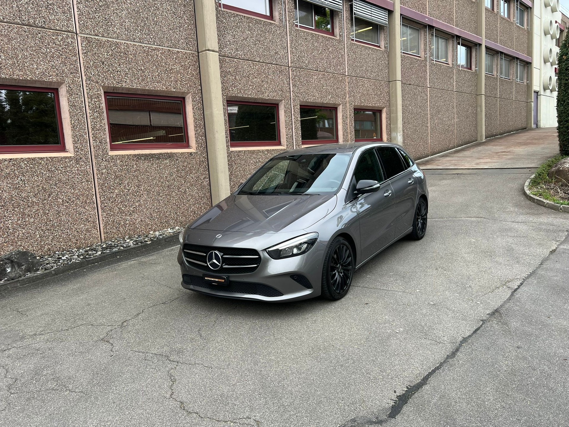 MERCEDES-BENZ B 200 d Night Star 8G-DCT