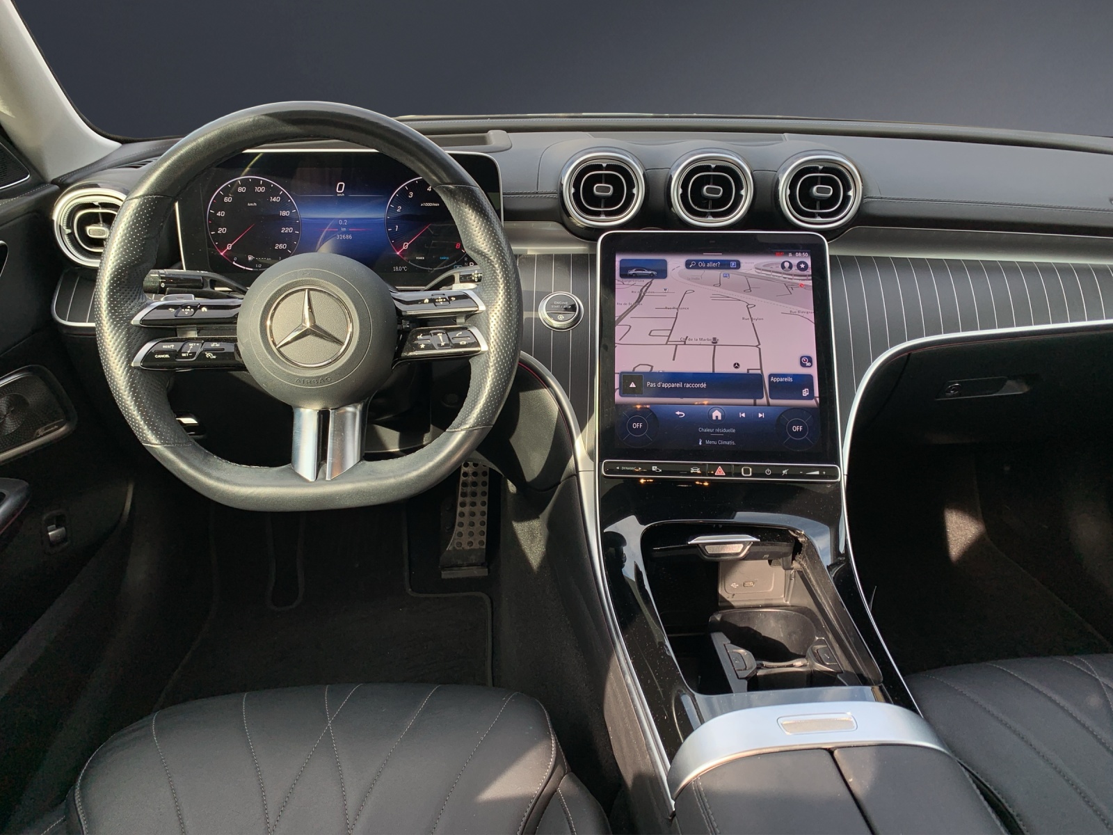 MERCEDES-BENZ C 200 4M AMG Line-image-6