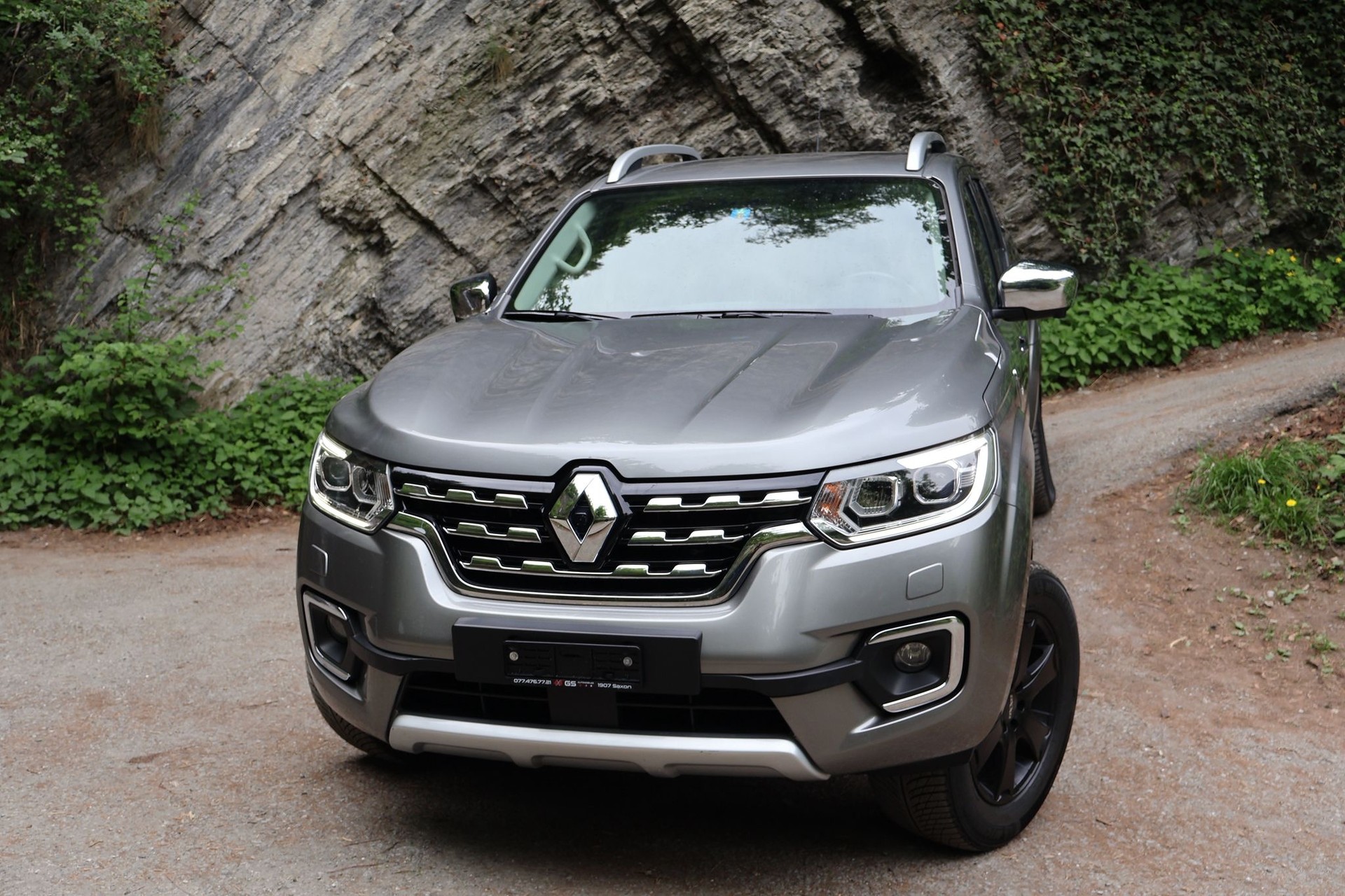RENAULT Doppel Cabin Twin Turbo dci190 4WD-image-5