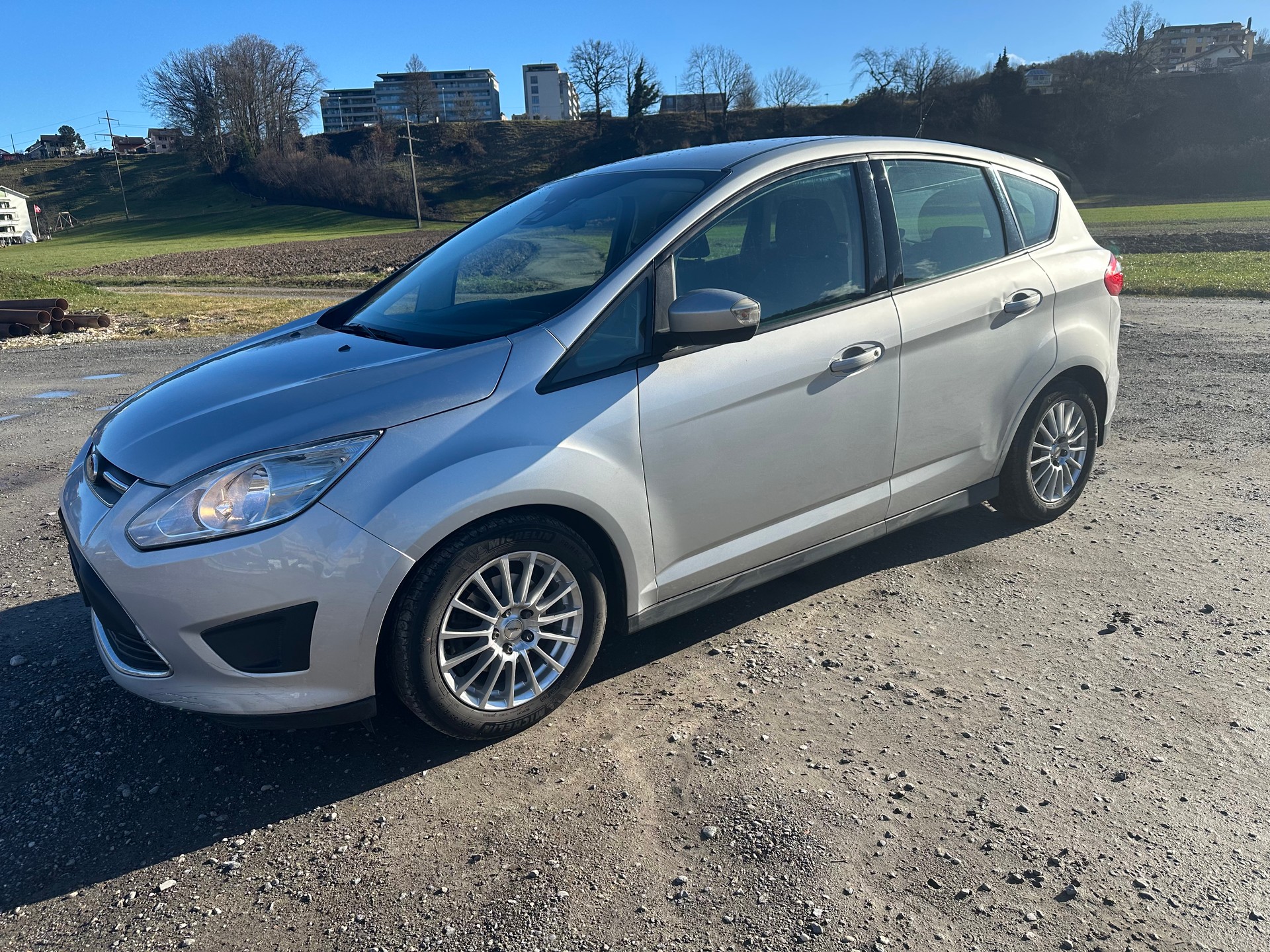 FORD C-Max 1.0 SCTi Titanium-image-13