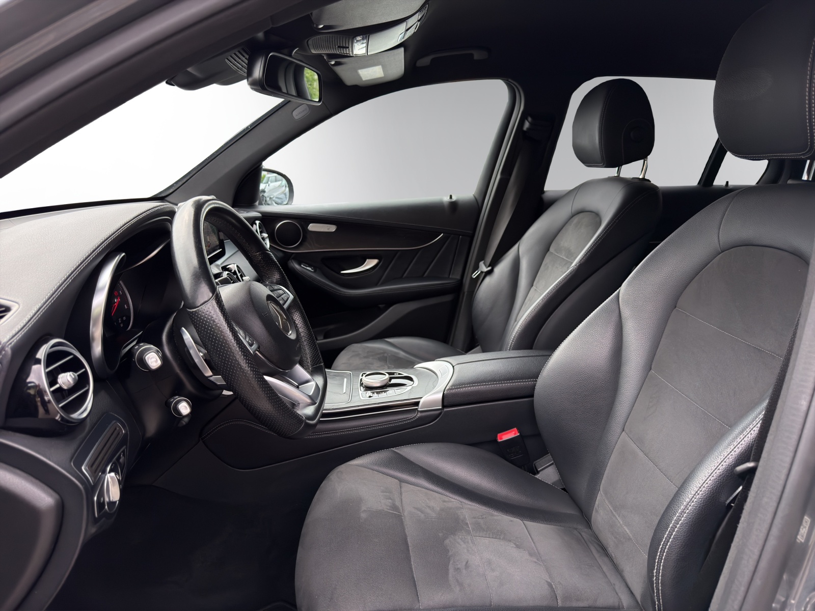 Image MERCEDES-BENZ GLC-250 GLC 250 d AMG Line 4Matic