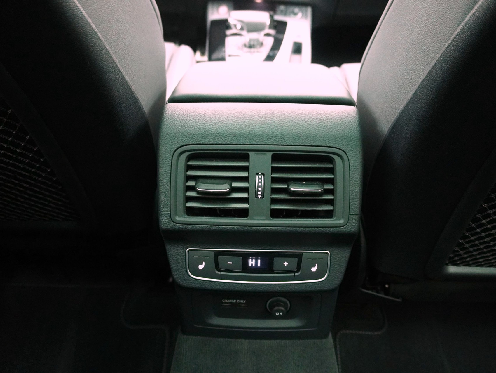 AUDI SQ5 Sportback 3.0 V6 TDI quattro T-Tronic **Audi Werksgarantie bis 04/2030**-image-12