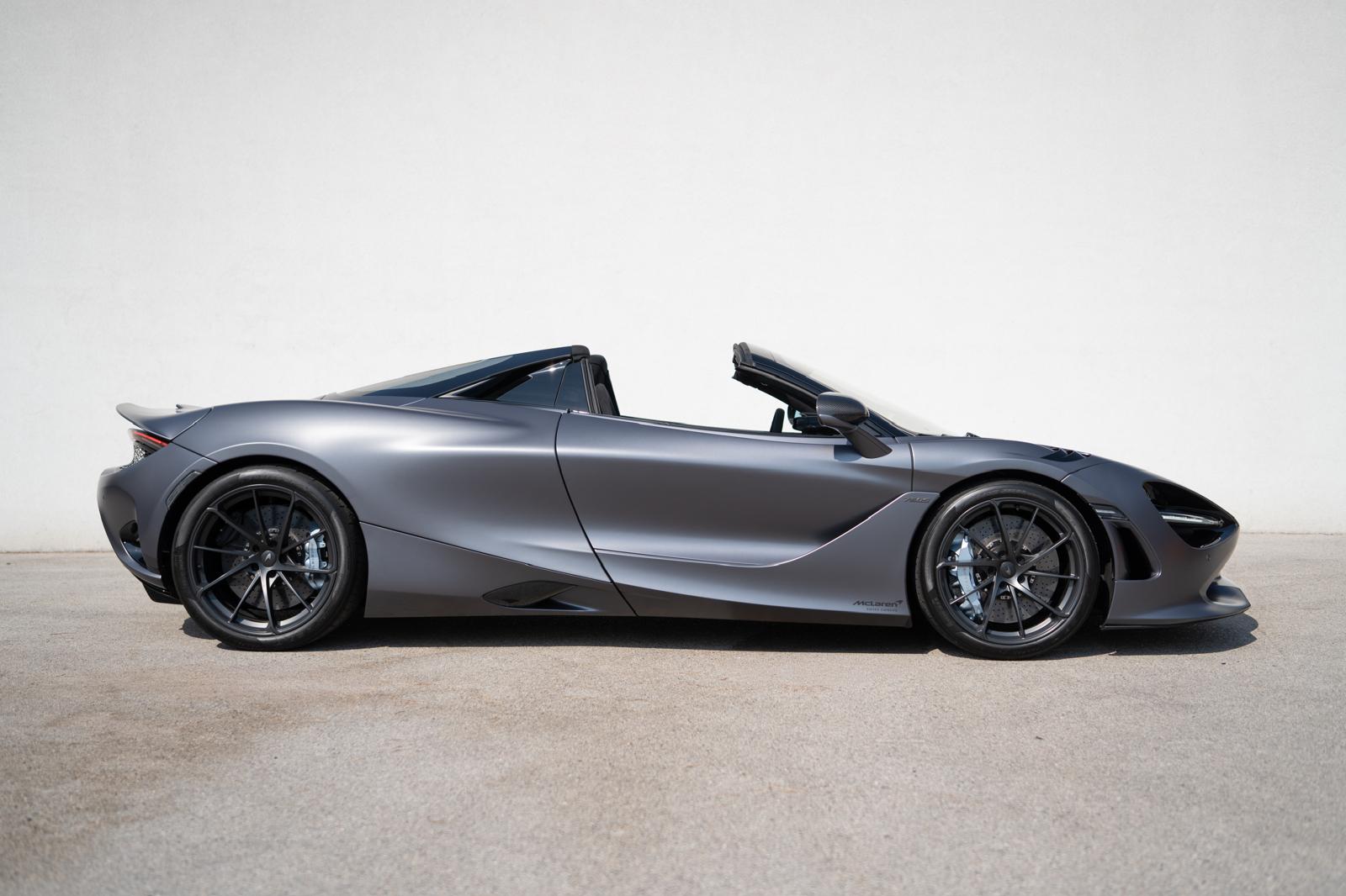 McLAREN 750S Spider-image-9