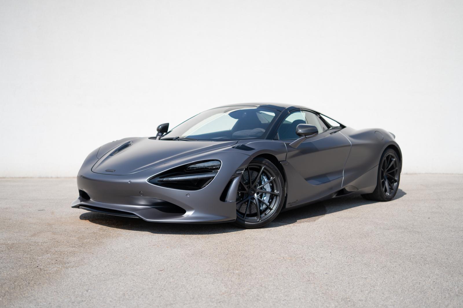 McLAREN 750S Spider