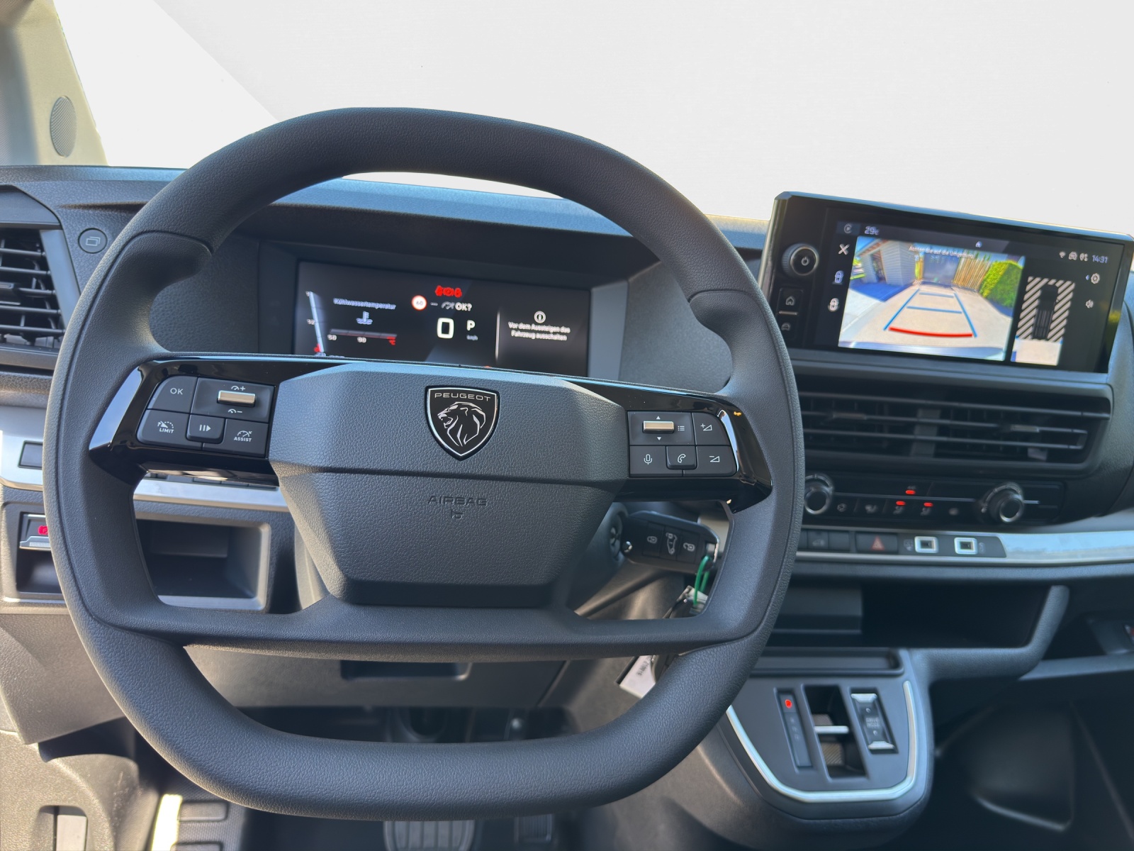 PEUGEOT Expert Kaw. Standard 2.2 BlueHDi 150 S/S-image-9